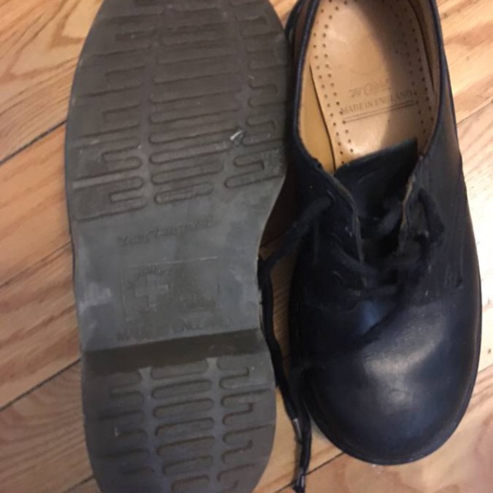 Doc Martens Youth Size 1 - Picture 5 of 8